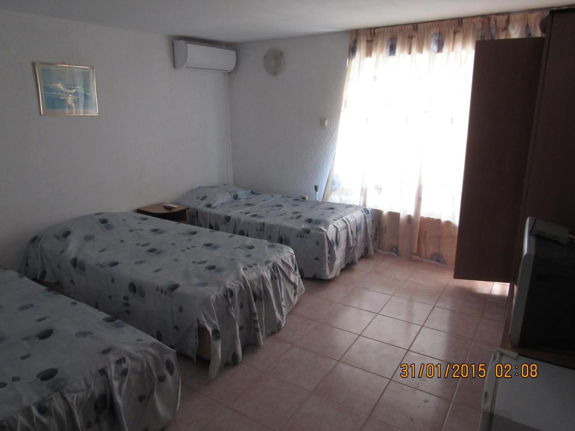 Хостел Папагал Hostel Варна Екстериор снимка