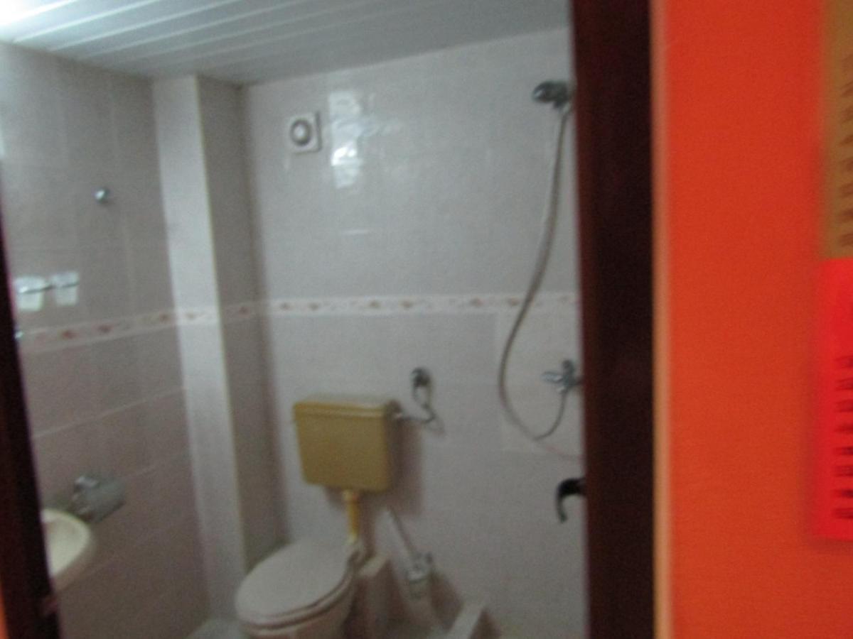 Хостел Папагал Hostel Варна Екстериор снимка